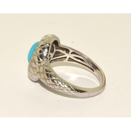 353 - A 925 silver and turquoise stone ring Size N