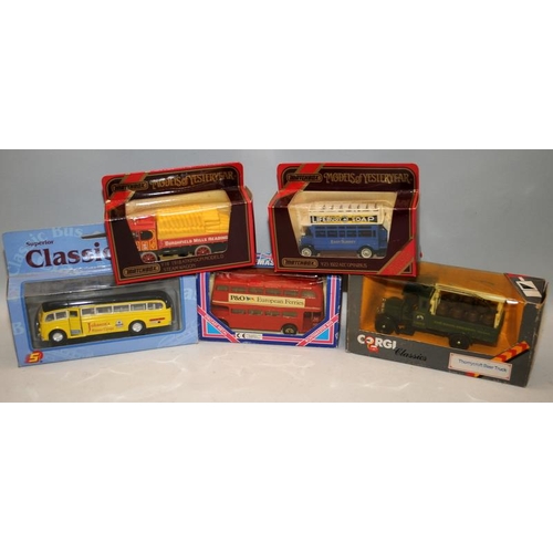 251 - Collection of die-cast model vehicles, Matchbox, Lledo, Oxford etc. 22 in lot, all boxed