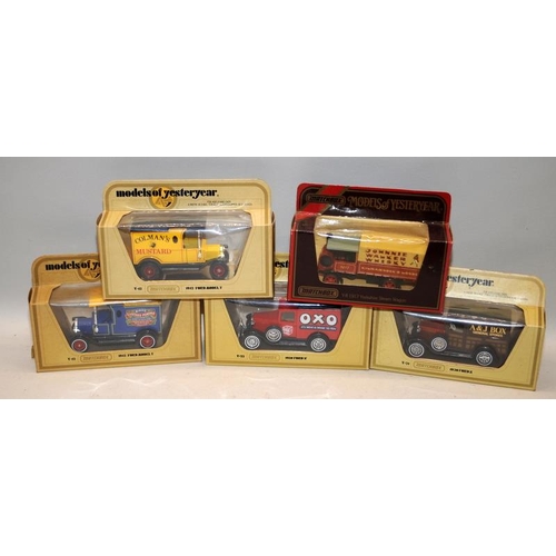 251 - Collection of die-cast model vehicles, Matchbox, Lledo, Oxford etc. 22 in lot, all boxed