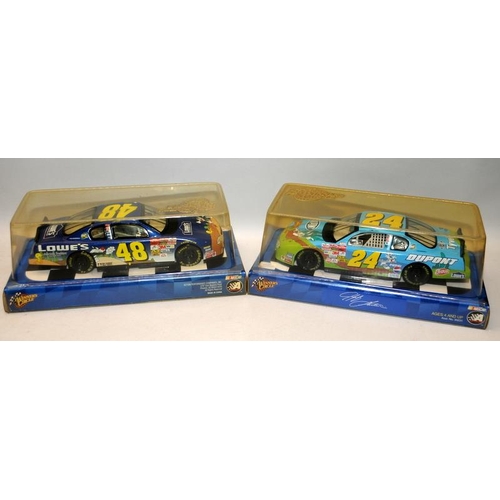 252 - Collection of Nascar etc die-cast model racing cars c/w American Choppers series bike c/w trading ca... 