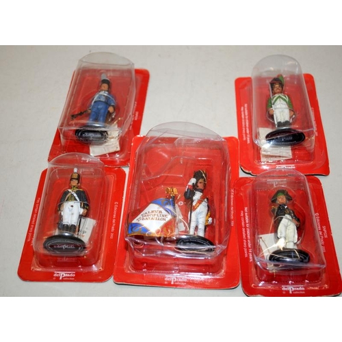 128 - A collection of del Prado cast metal painted military figures. All carded. 15 in lot