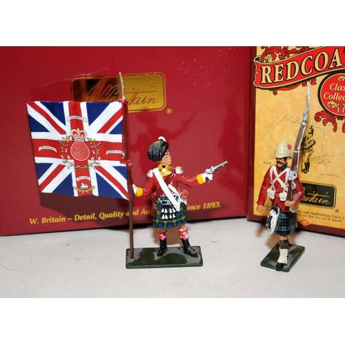 165 - Britain's Redcoats Limited Edition figures: Ensign 92nd (Gordon) Highlanders, Kings Colour 1815 ref:... 