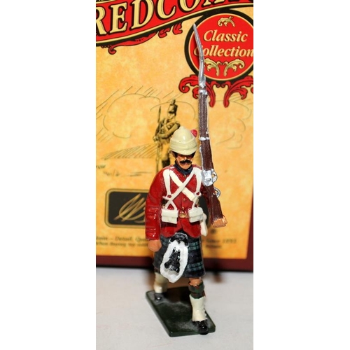 165 - Britain's Redcoats Limited Edition figures: Ensign 92nd (Gordon) Highlanders, Kings Colour 1815 ref:... 