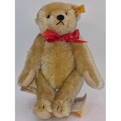 290 - Steiff 1909 replica collectors teddy bear 24cm boxed.