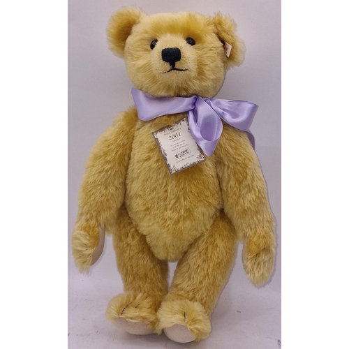 297 - Steiff limited edition 3841/4000 British Collector's Teddy Bear 2001 brass 45cm. Boxed with certific... 