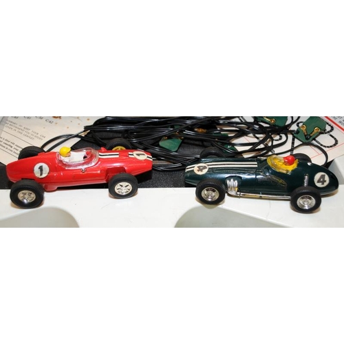 191 - Vintage Scalextric Grand Prix 75 slot car racing set. The most expensive set available in its day, b... 