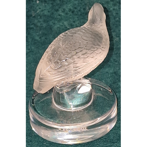 86 - Lalique France signed frosted glass figure of a grouse. Appears in good condition.