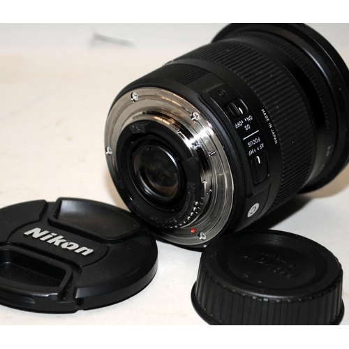 25 - Sigma Nikon Fit lens: 17-70mm 1:2.8-4 DC Zoom lens. (ref:76)