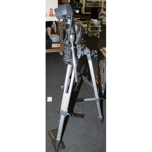 87 - Meade LXD55 tripod stand and control unit