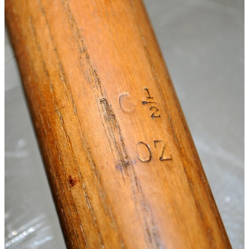 1 - Very rare early Joe Davis Billiards cue: the Joe Davis Champion Cue Record Break 980. Joe Davis endo... 