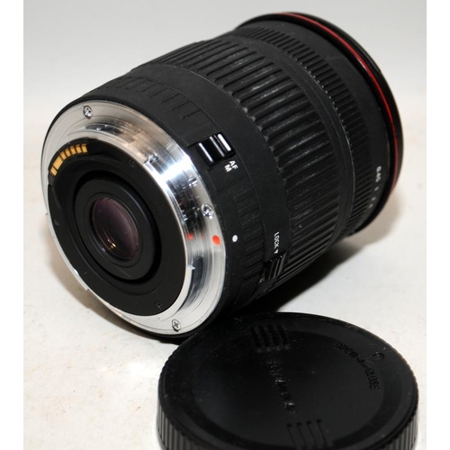 83 - Sigma 18-200mm 1:3.5-6.3 zoom lens. Canon AF fit