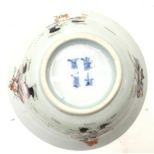 35 - A 19c Chinese famille rose bowl, depicting painted warriors