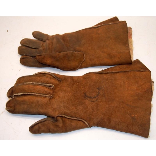 50 - WWI Pilots Gauntlet Gloves c/w 2 pieces of Trenchart