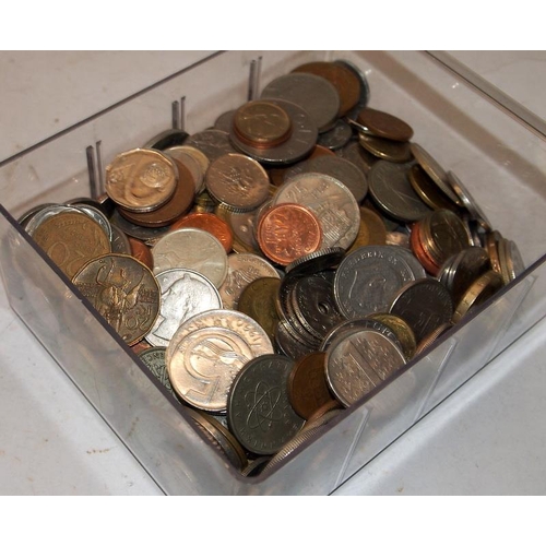 203 - A carton of mixed coins