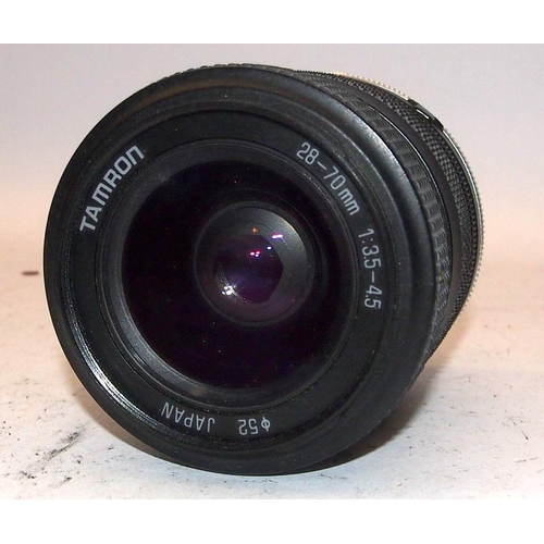 233 - 3 x vintage SLR camera zoom lenses