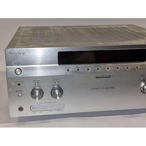 114 - Sony STR-DA3200ES Multi Channel AV Receiver c/w remote control and power lead. Lights up when connec... 