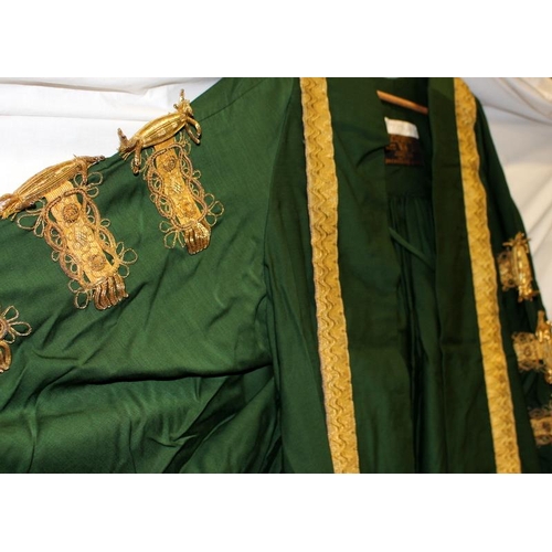 11 - Quality genuine Ede and Ravenscroft The President university Chancellor's ceremonial gown of green c... 