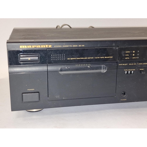 125 - Marantz SD-40 Stereo Cassette Deck c/w original box, packaging and instructions. Lights up when conn... 