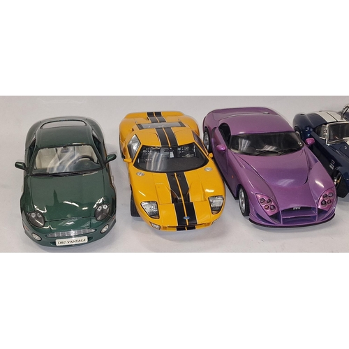 201 - 7 large scale Diecast car models to include hot wheels etc.