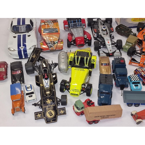 203 - Collection of mixed Diecast vehicles to include  boxed vintage Dinky Supertpys Euclid Rear dump truc... 