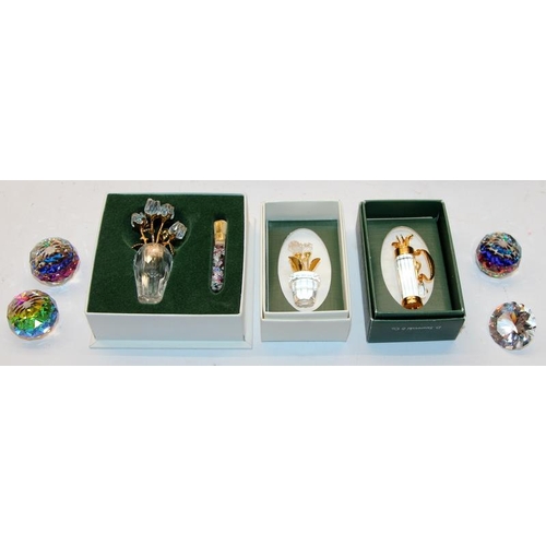 217 - A collection of Swarovski Crystal items including tree decoration, Crystal Memories, Secrets etc. 17... 