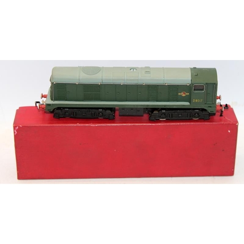 227 - Vintage Hornby OO gauge Locomotive Bo-Bo Diesel BR Green ref:2230 c/w Co-Co Diesel Electric BR Green... 