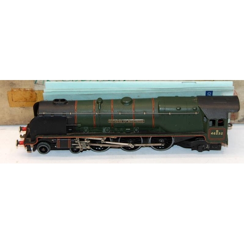 233 - Vintage Hornby OO gauge locomotive BR Black Tank loco ref:2218, boxed c/w Coronation Class 'Duchess ... 