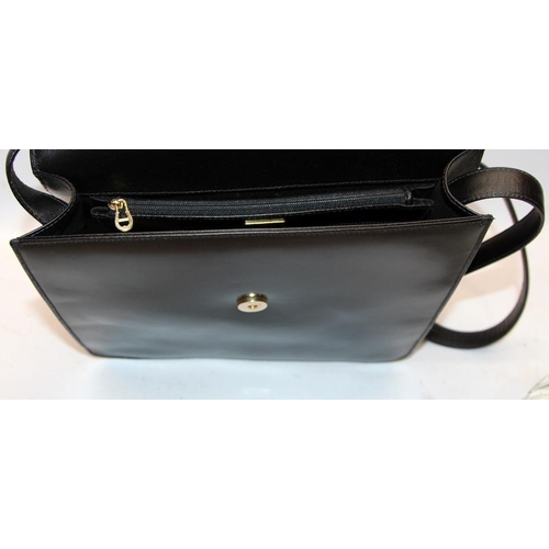 245 - Aigner Munich black leather shoulder bag c/.w dust bag. Top quality and very expensive when purchase... 