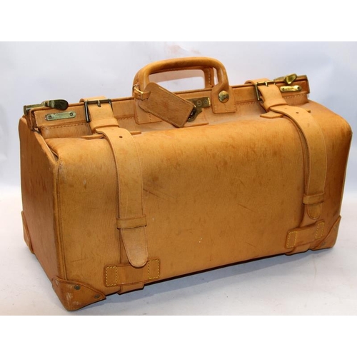 246 - Super quality Swain Adeney Brigg tan leather large Gladstone / Weekend / Portmanteau bag. Overall go... 