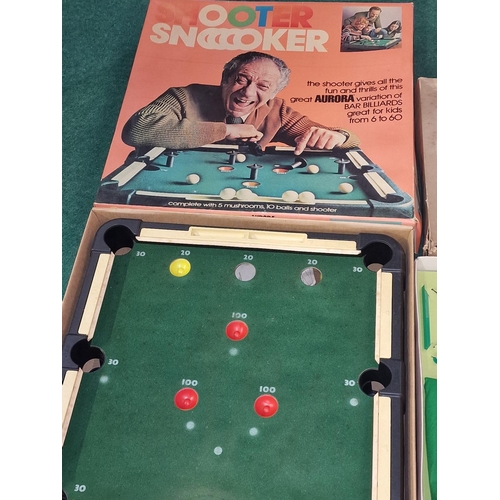 267 - Collection of boxed vintage games to include Aurora Shooter Snooker, Chad valley Escalado and Subbut... 