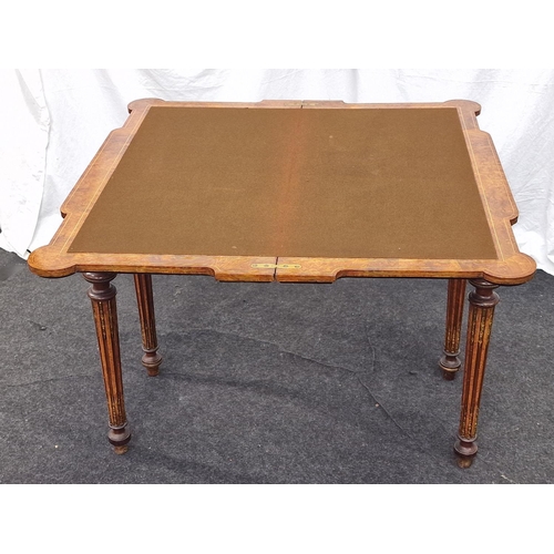 314 - Napoleon III walnut marquetry inlaid card table on turned fluted supports 70x90x45cm closed