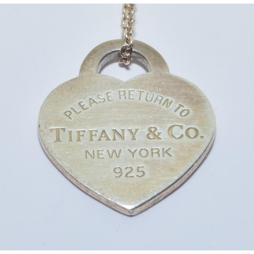 326 - Tiffany & Co silver heart necklace with pouch.