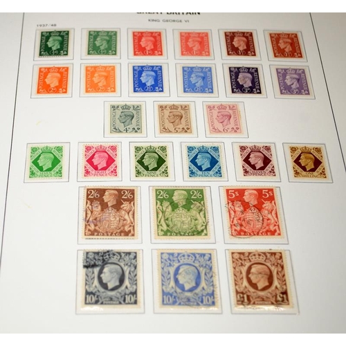 178 - Stanley Gibbons Davo Great Britain Stamp Album Volume I. Generally good fill level with Penny Black ... 