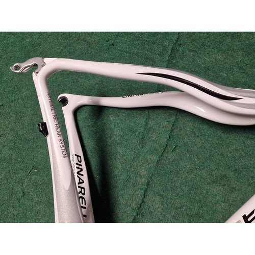 381 - Pinarello carbon fibre bicycle frame (REF 80).