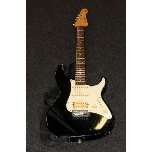 285 - Yamaha Pacifica electric guitar, black body