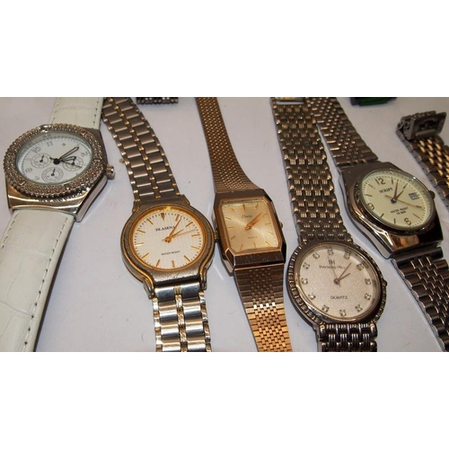 341 - A collection of ladies quartz watches including good quality Japanese examples, all with batteries f... 