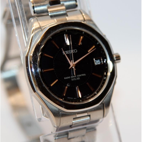 331 - Seiko Radio Wave Control Gents Solar Watch ref:7B52-0AB0. Seen working at time of listing