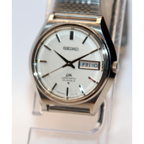 343 - Vintage Seiko LordMatic day/date gents automatic dress watch, Kanji day wheel, model ref:5606-7010. ... 