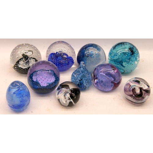 301 - A collection of Caithness paperweights, all 1st quality. 10 in lot