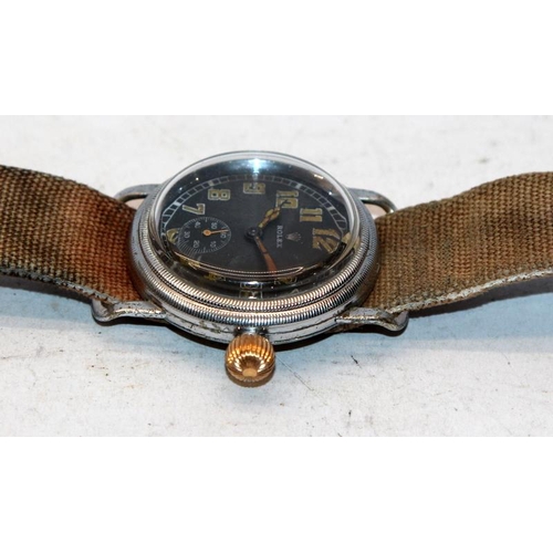 336 - Rare Wilsdorf & Davis Rolex WWI Officers wrist watch. Good sized case at 40mm not including crown. S... 