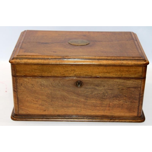 72 - Super quality antique walnut smokers box with fitted interior including lift out upper tray with mos... 