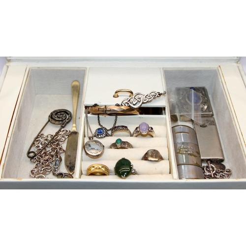 342 - Jewellery box containing a collection of vintage jewellery and watches to include a good amount of s... 