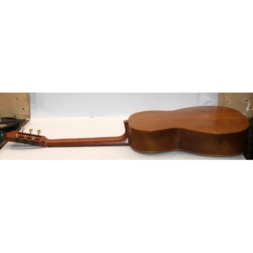 73 - Rare vintage Telesforo Julve classical Flamenco guitar. The label appears to date this example from ... 