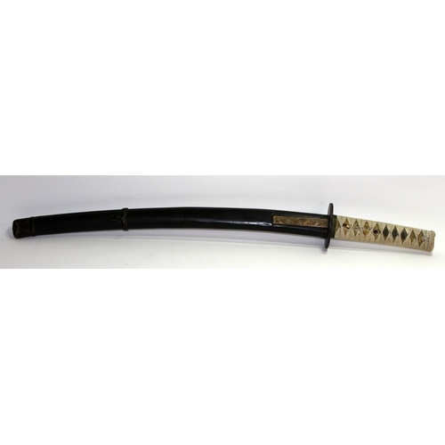 150 - Vintage Japanese Wakizashi Sword with a blade length of 50cms. Lacquer scabbard with metal adornment... 