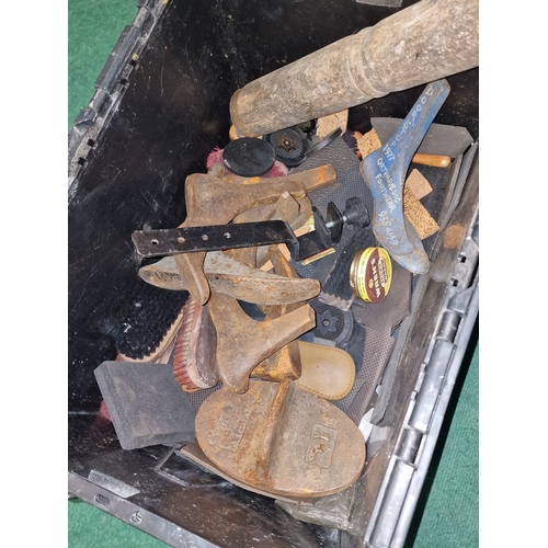 260 - From a shoemakers workshop a good quantity of vintage tools, shoe lasts, leather samples and other s... 