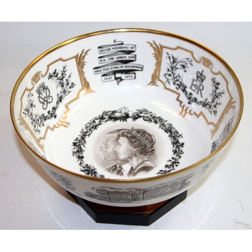 84 - Royal Worcester Limited Edition 'The Silver Wedding Bowl', 22/500. Boxed with wooden stand and frame... 