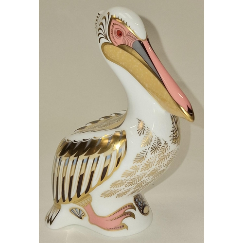 293 - Royal Crown Derby limited edition 822/5000 White Pelican paperweight. Gold stopper. Signed to base c... 