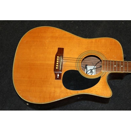 131 - Vintage Marlin semi acoustic guitar ref:MF/CAE.