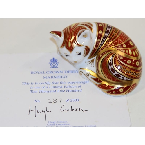 279 - 2 x Royal Crown Derby Imari Paperweights: Majestic Kitten and Marmelo, both limited edition models, ... 