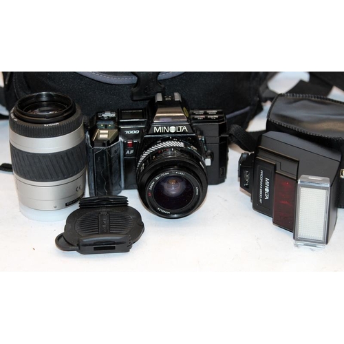 128 - Vintage Minolta 7000 35mm film SLR camera with kit lenses, Cokin filters, filter adaptor and flash c... 